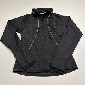 Athleta Run On Jacket Womens XS Black Full Zip Windbreaker Reflect Roll Up Hood